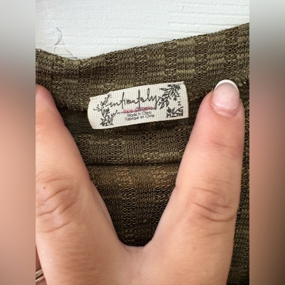 Free People Aura layering top deep army medium long sleeve - Picture 3 of 9